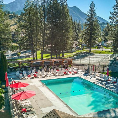 Ridgeview Resort Radium Hot Springs Exteriér fotografie