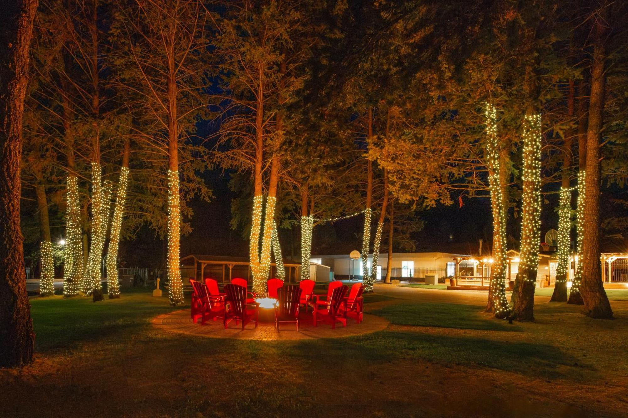 Ridgeview Resort Radium Hot Springs Exteriér fotografie
